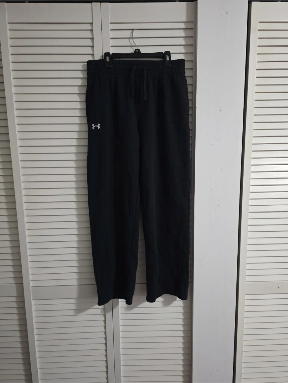 Under Armour Black Women's Sweatpants Wide Leg Fleece, Size Medium, LIKE NEW!